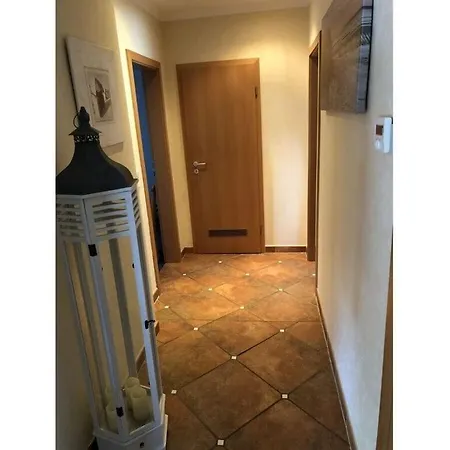 Apartment Grommy